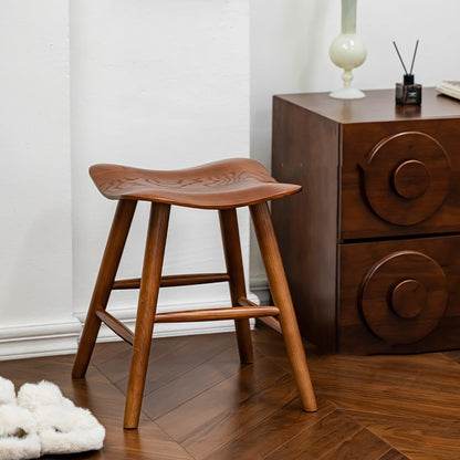 Mid-Century Modern Solid Wood Saddle Stool – Ergonomic Sculpted Low Stool