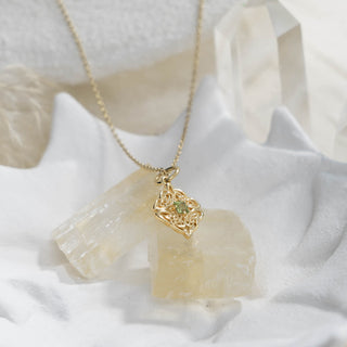 Dara Knot Peridot Pendant Necklace