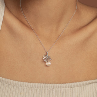Mistletoe Droplet Crystal Pendant Necklace