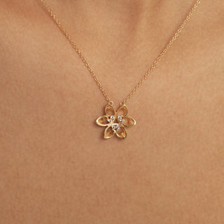 Mistletoe Trio Heart Pendant Necklace