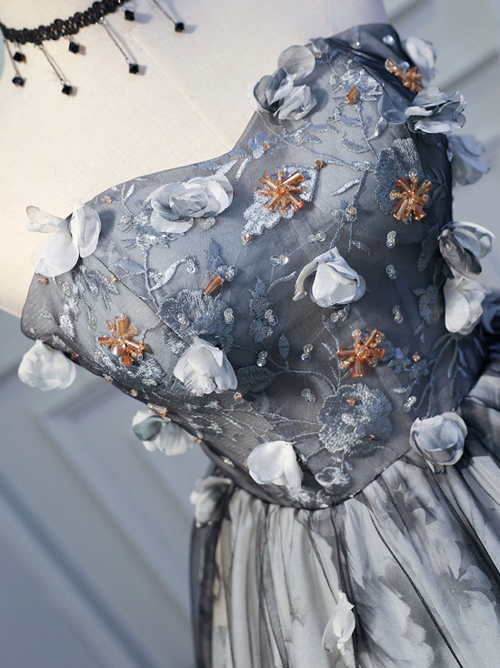 Cute Short Black Homecoming Dresses, Puffy Black Prom Dress With Beading Lace Applique